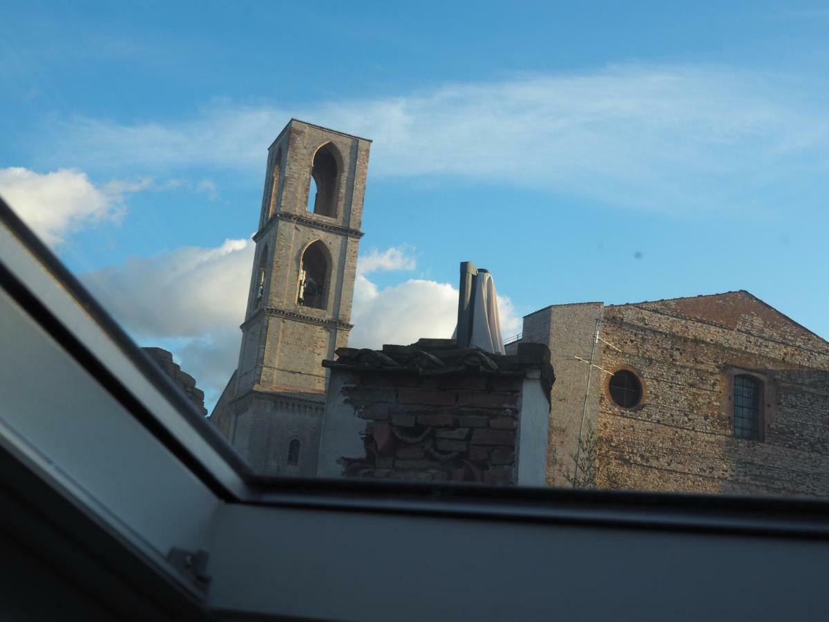 Trompe L'Oeil Perugia Exterior foto